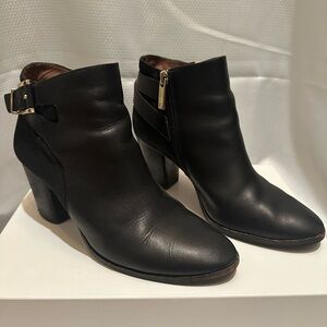 Louise et Cie Black Ankle Boots with Side Buckle